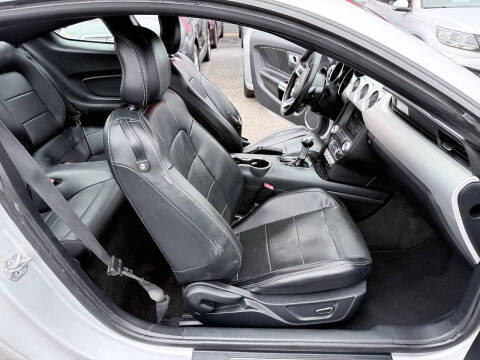2015 Ford Mustang EcoBoost Premium