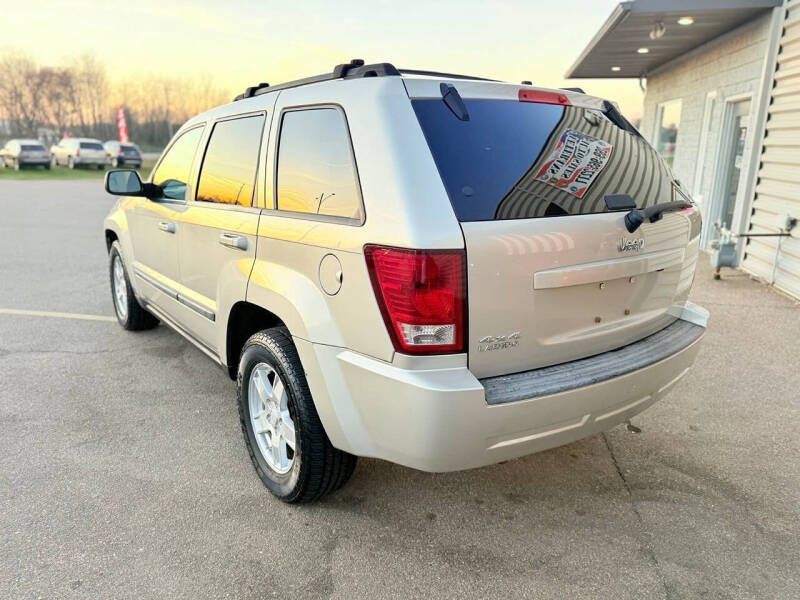 2007 Jeep Grand Cherokee Laredo