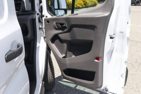 2023 Ford E-Transit
