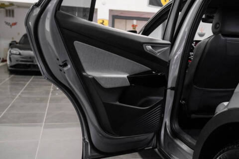 2023 Volkswagen ID.4 Pro