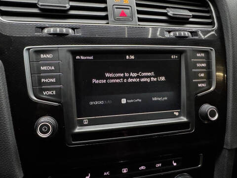 2017 Volkswagen Golf GTI