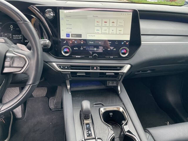 2025 Lexus RX 450h+ Luxury