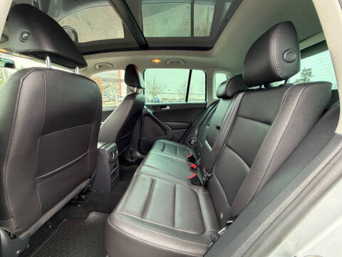 2015 Volkswagen Tiguan S 4Motion