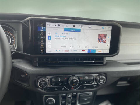 2025 Jeep Gladiator Willys