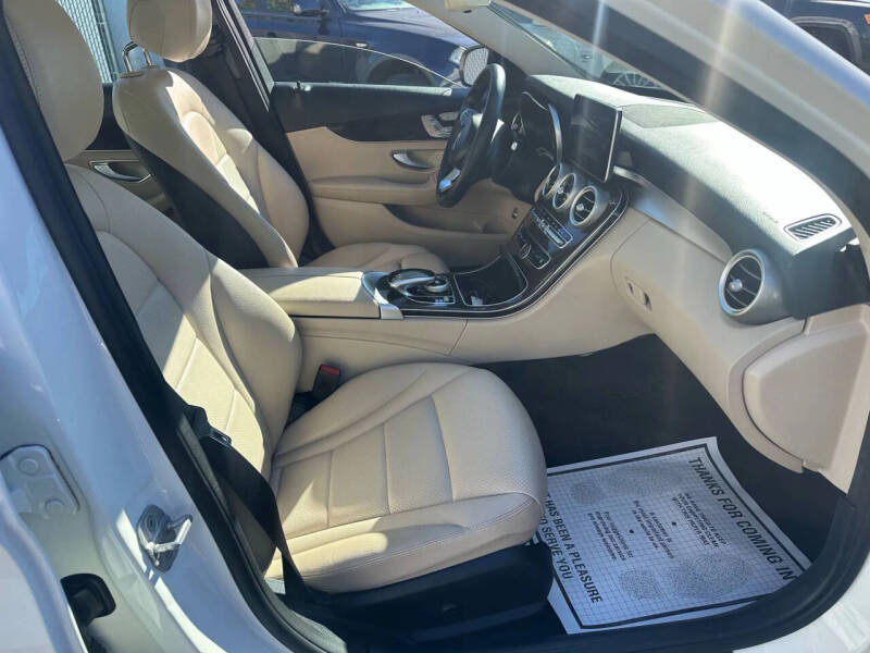 2016 Mercedes-Benz C-Class