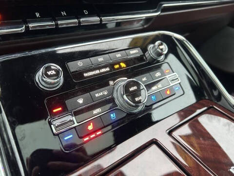 2019 Lincoln Navigator L Black Label