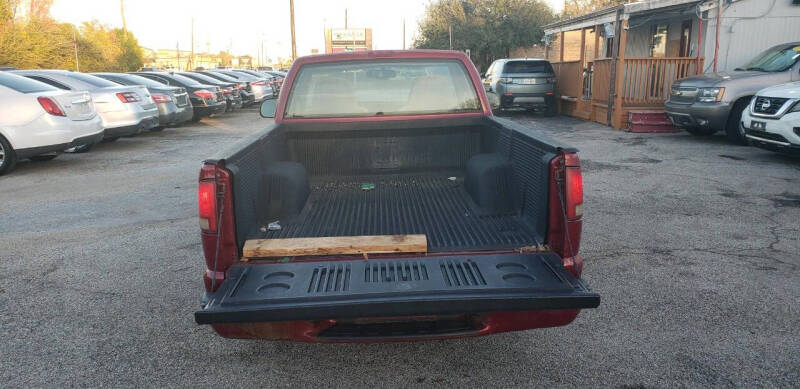 2000 Chevrolet S-10 LS