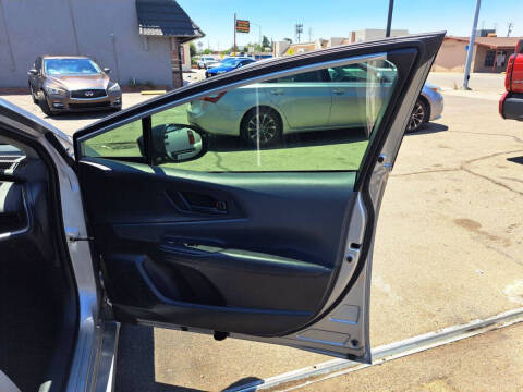 2024 Toyota Prius LE