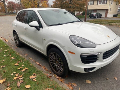 2017 Porsche Cayenne S E-Hybrid