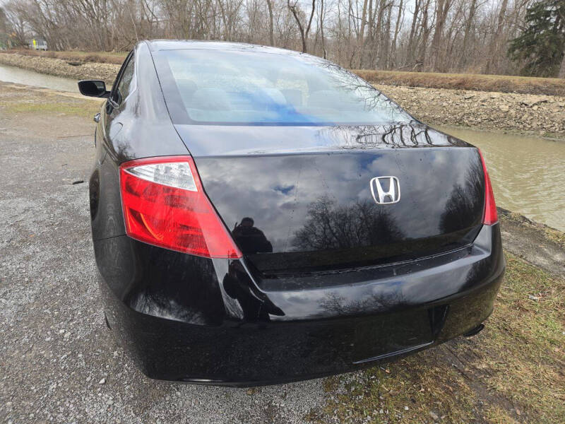 2009 Honda Accord LX-S photo 16