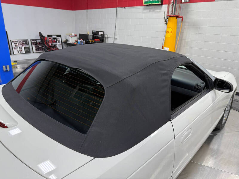2003 Ford Thunderbird