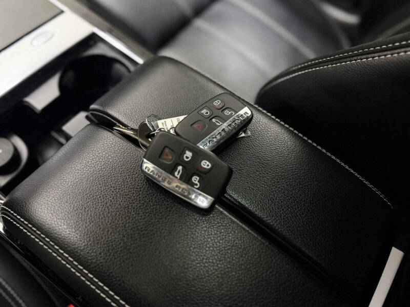 2018 Land Rover Range Rover Velar P250 R-Dynamic SE