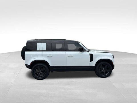 2022 Land Rover Defender 110 S