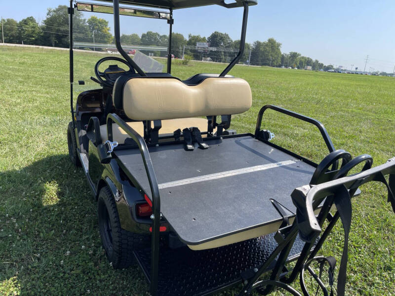 2005 E-Z-GO 4passenger Electric