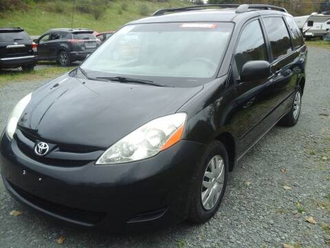 2008 Toyota Sienna for sale at Rt 13 Auto Sales LLC in Horseheads NY