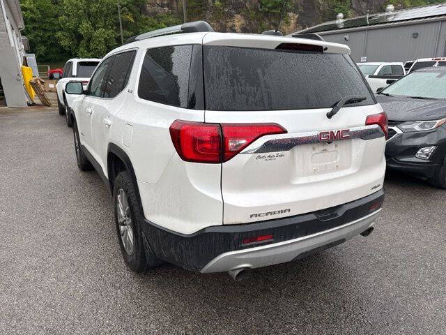 2017 GMC Acadia SLE-2