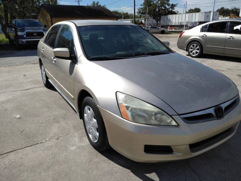 2006 Honda Accord for sale at OTWELL ENTERPRISES AUTO & TRUCK SALES in Pasadena TX