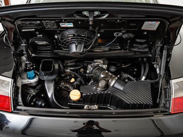 2001 Porsche 911 Carrera