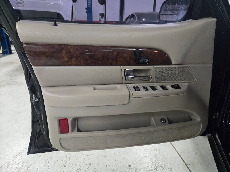 2009 Mercury Grand Marquis LS