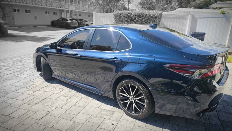 2021 Toyota Camry SE