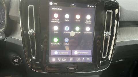 2026 Volvo XC40 B5 Plus