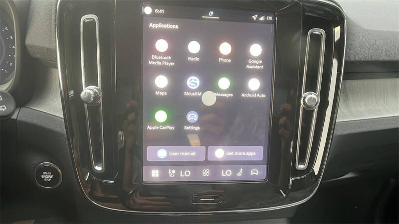 2026 Volvo XC40 B5 Plus