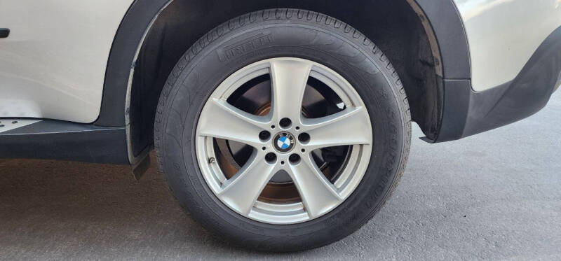 2008 BMW X5 4.8i