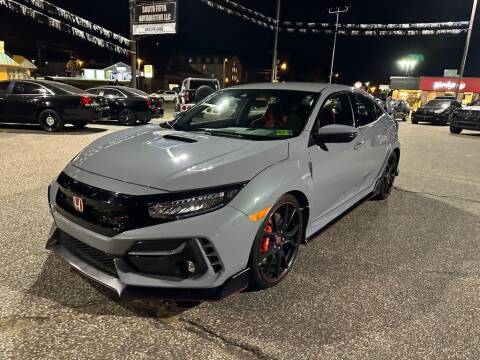 2021 Honda Civic for sale at SOUTH FIFTH AUTOMOTIVE LLC in Marietta OH