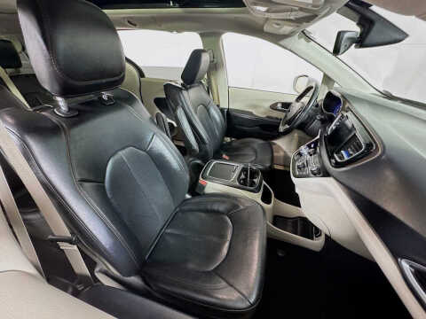 2018 Chrysler Pacifica Touring L Plus