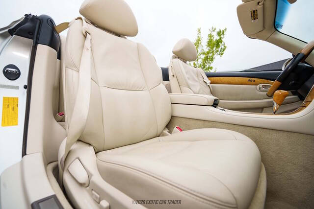 2003 Lexus SC 430