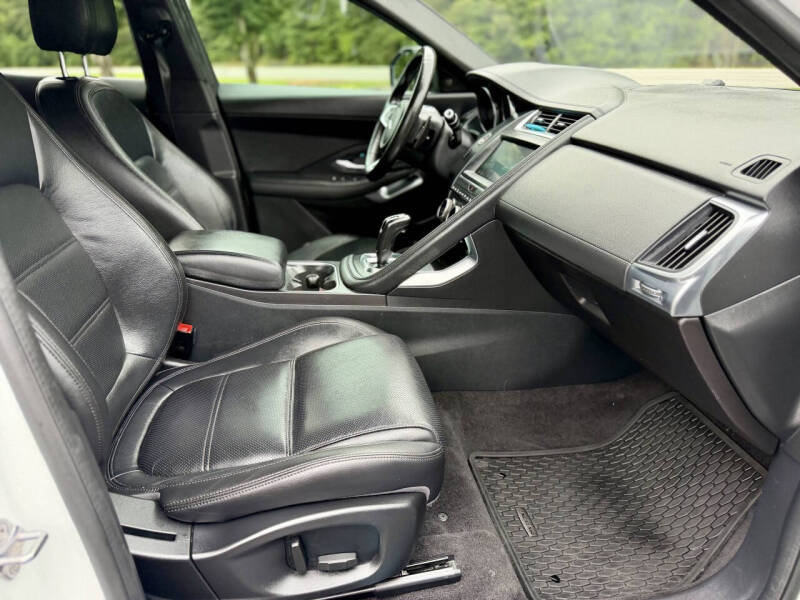 2020 Jaguar E-PACE P250