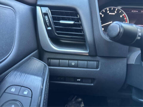 2022 Nissan Rogue SV