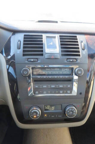 2010 Cadillac DTS Luxury Collection