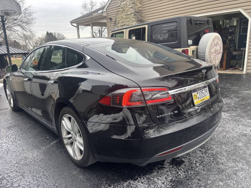 2015 Tesla Model S 85D