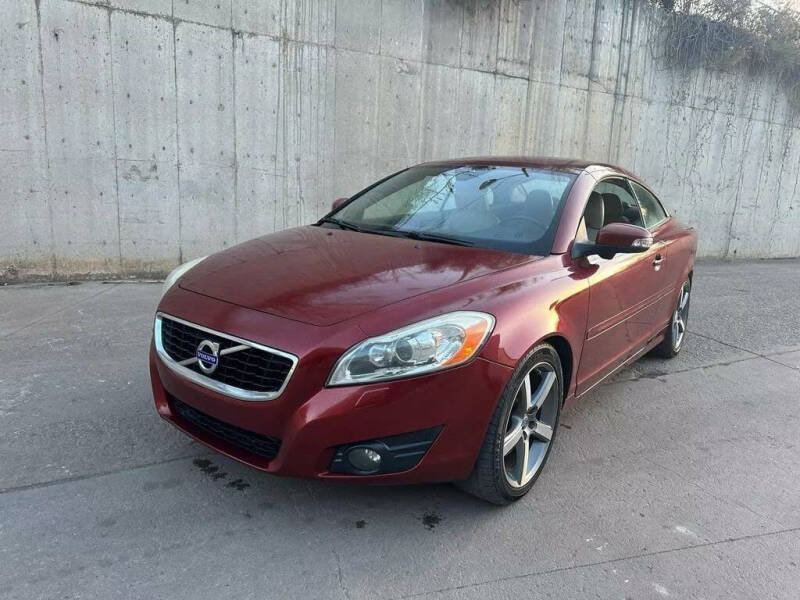 2011 Volvo C70 T5
