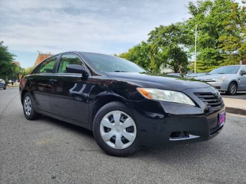 2009 Toyota Camry for sale at H & R Auto in Arlington VA