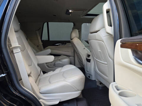 2017 Cadillac Escalade Premium Luxury