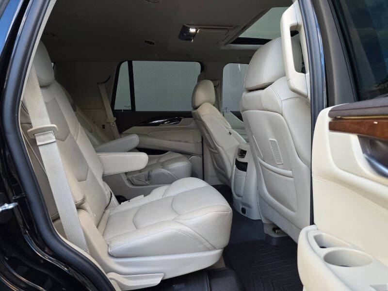 2017 Cadillac Escalade Premium Luxury