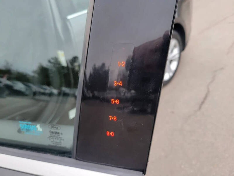 2017 Ford Taurus SEL