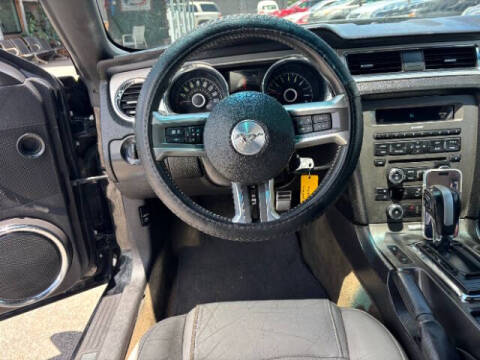2014 Ford Mustang V6 Premium