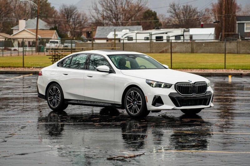 2025 BMW 5 Series 530i xDrive