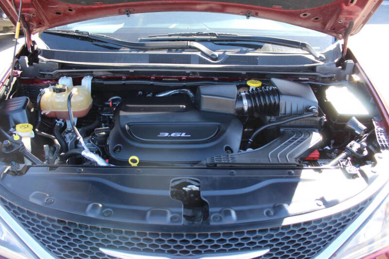 2018 Chrysler Pacifica Touring L