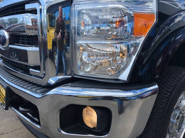 2015 Ford F-250 Super Duty for sale at Extreme Auto Plaza in Des Moines, IA