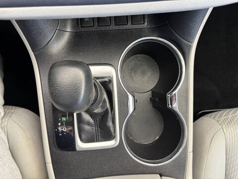 2018 Toyota Highlander LE