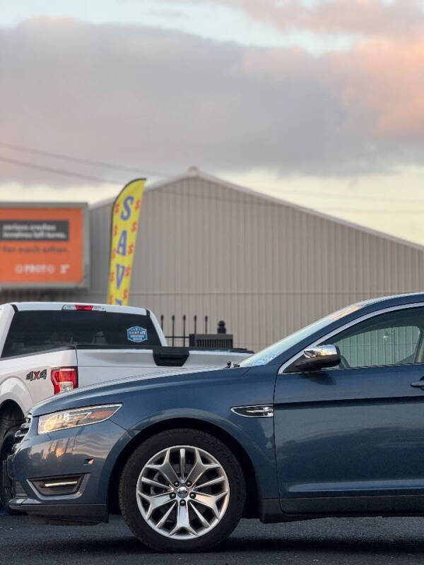 2019 Ford Taurus Limited