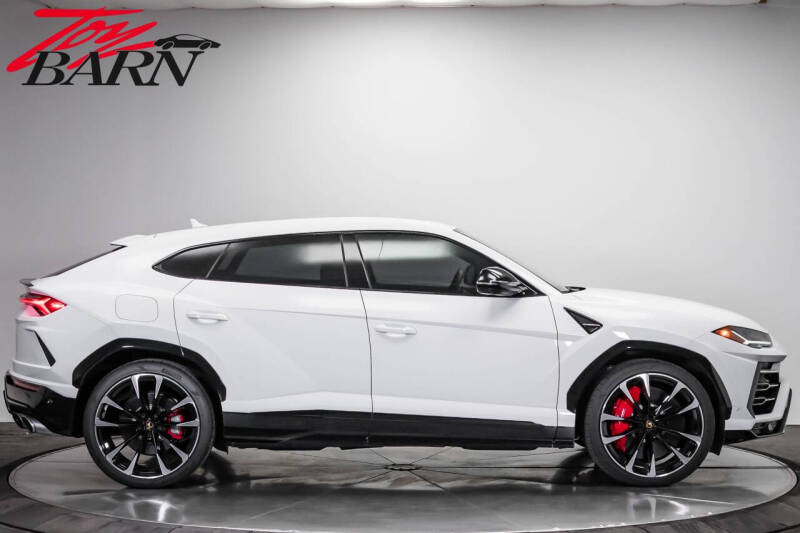 2022 Lamborghini Urus