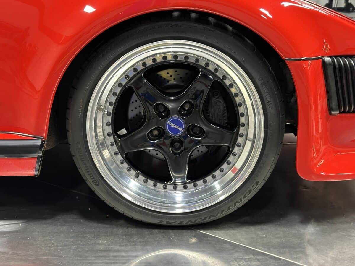 1985 Porsche 930 46