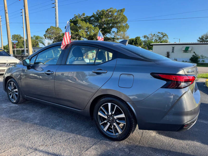 2021 Nissan Versa SV