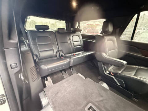 2023 Lincoln Navigator L Reserve