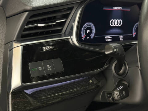 2019 Audi Q8 quattro Premium 55 TFSI